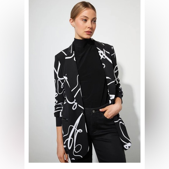 Joseph Ribkoff Jackets & Blazers - Joseph Ribkoff Black and White Graphic Abstract Open Front Blazer SZ 6